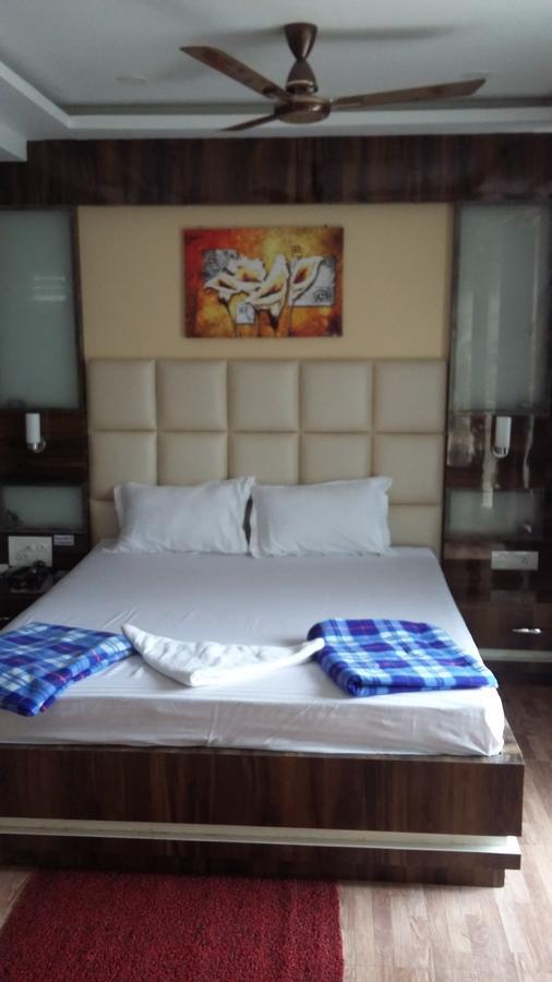 Hotel Crystal International Dhanbad Bagian luar foto